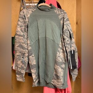 Massif Airman Battle Shirt Flame Resistant Tactical Long Sleeve Camo Large - NWT